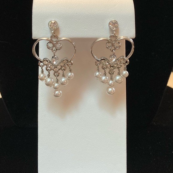 Hearts & Pearls Cubic Zirconia & White faux Pearls set in Silvertone base metal